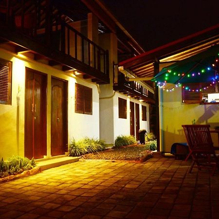 Capung Guesthouse Jimbaran  Bagian luar foto