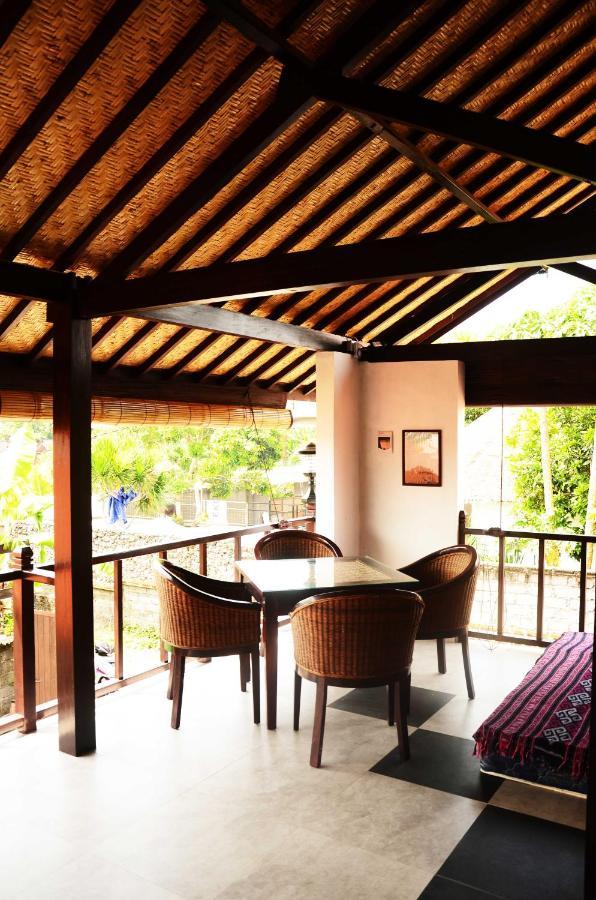 Capung Guesthouse Jimbaran  Bagian luar foto